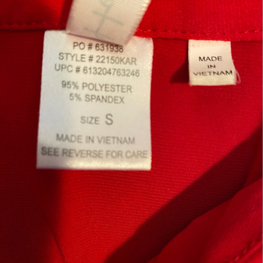 Red V-neck with Ruffles - Picture 6 of 6